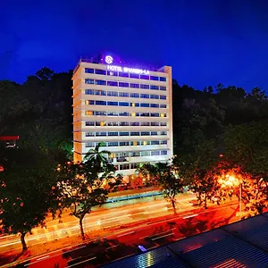 3* 酒店 哥打京那巴鲁香格里拉酒店